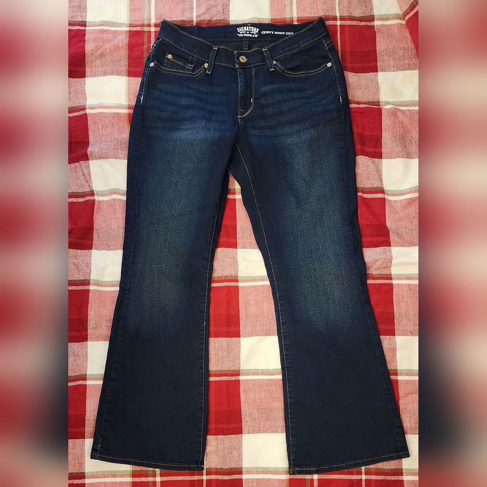 Levi's Signature Dark Wash Curvy Boot Jeans 29x30, SZ 12